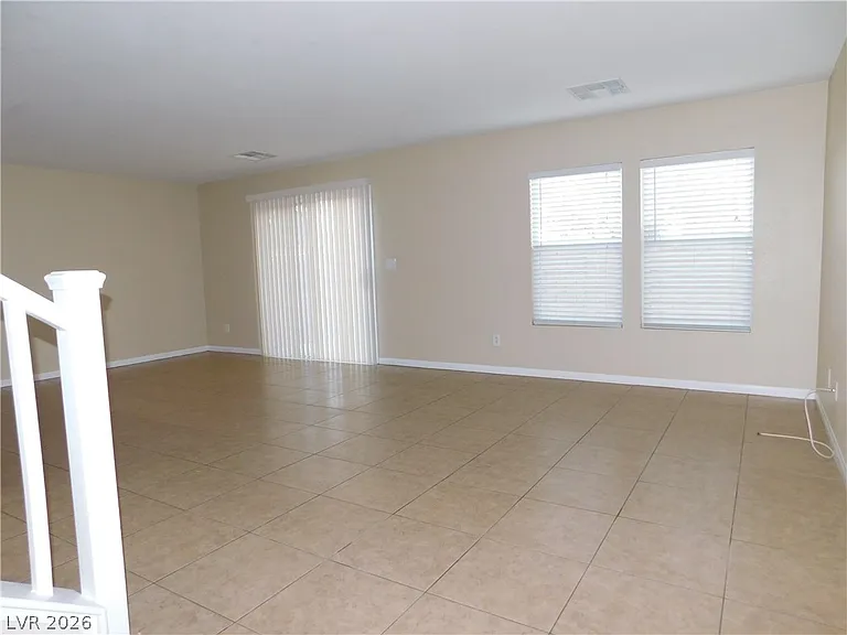 9210 Valley Ranch Ave — Photo 4