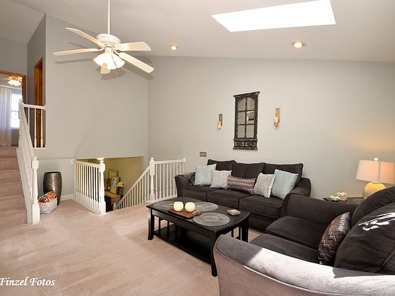 3rd image of 8024 Sierra Woods Ln