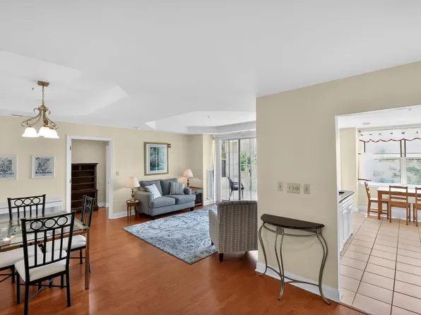 2231 Windrow Dr, Princeton, NJ 08540