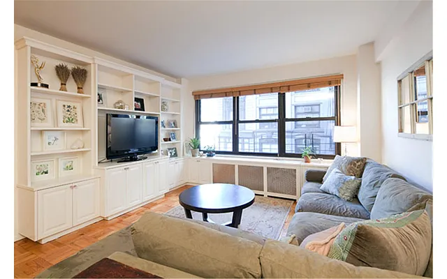 Sold by Douglas Elliman | media 17