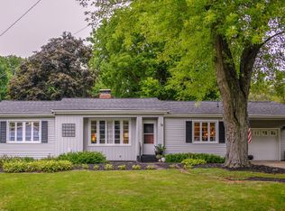 12 Maple Pl, Normal, IL 61761