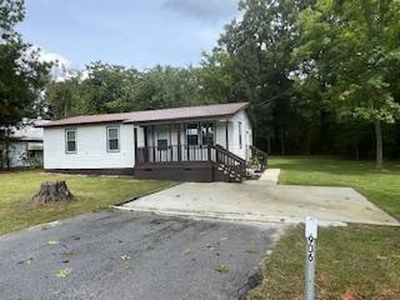 906 Kelly St, Mc Cormick, SC, 29835