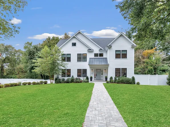 53 Marian Road, Fairfield, CT 06825