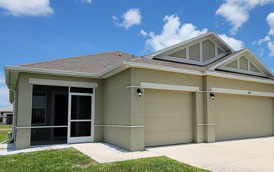 1st image of 3249 NW 21st St