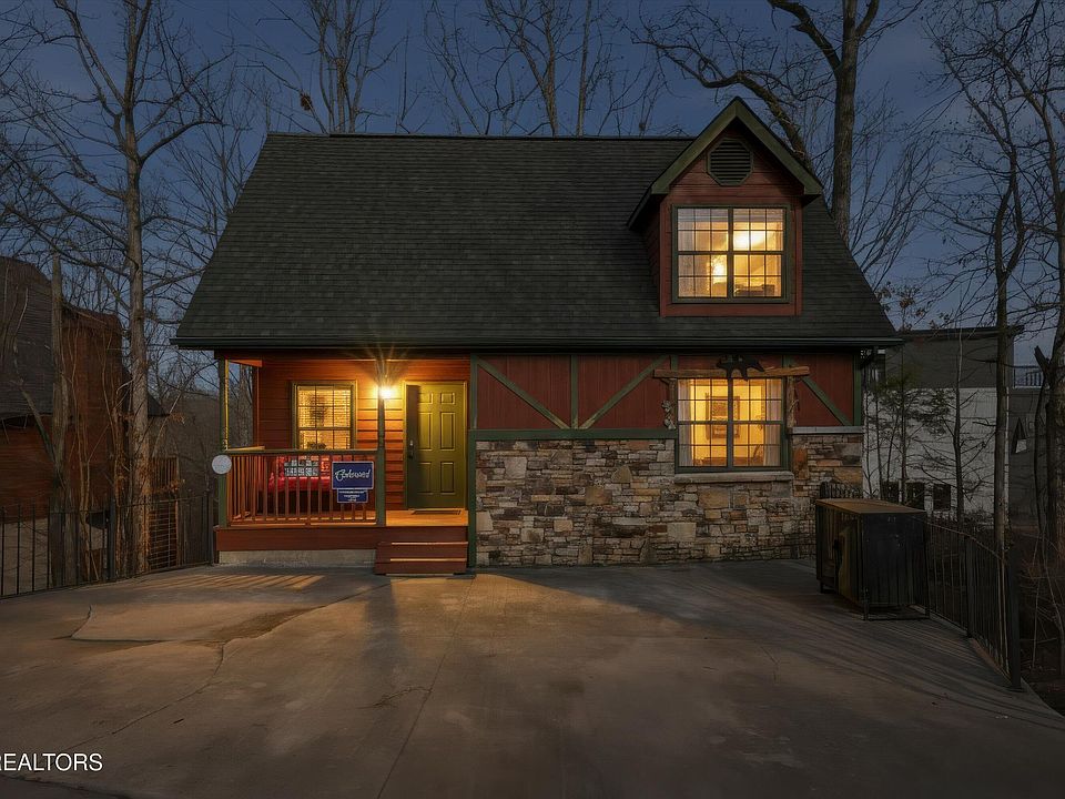 1st image of 2813 Forrest Way