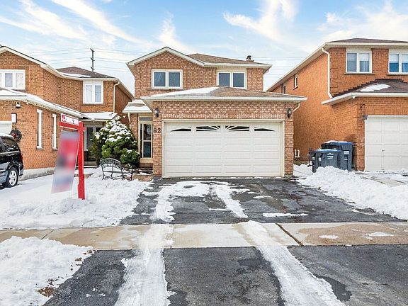 2nd image of 82 Candy Cres