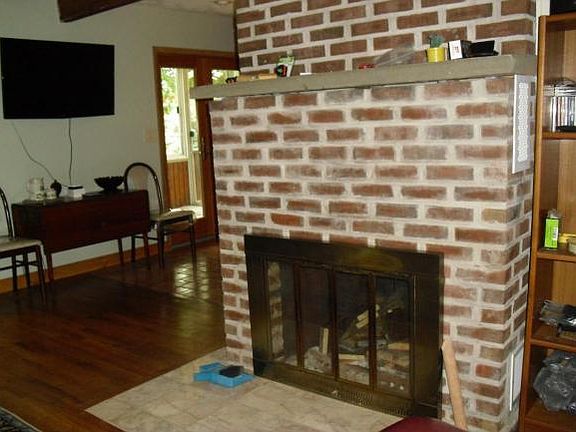 5th image of 25 Cohoes St
