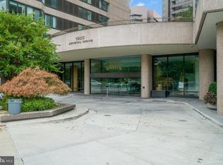 1300 Crystal Dr APT 905S, Arlington, VA