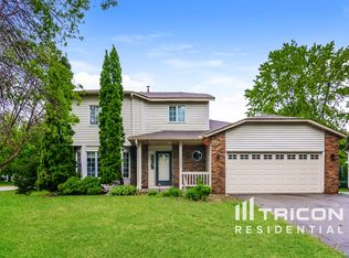 8903 Sequoia Rd, Woodbury, MN 55125
