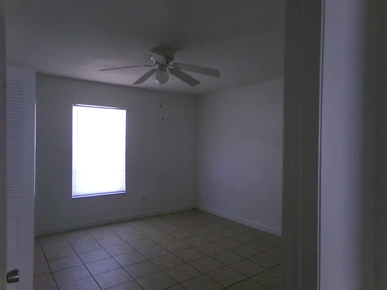 1380 SE Buckingham Ter — Photo 11
