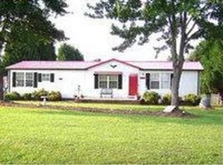 7958 River Bend Rd, Claremont, NC 28610