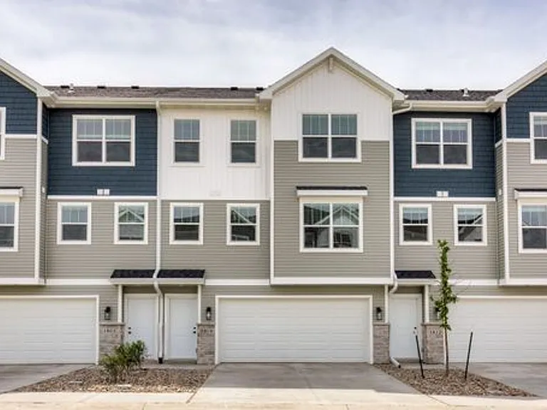 Trestle Corner Townhomes — Photo 2