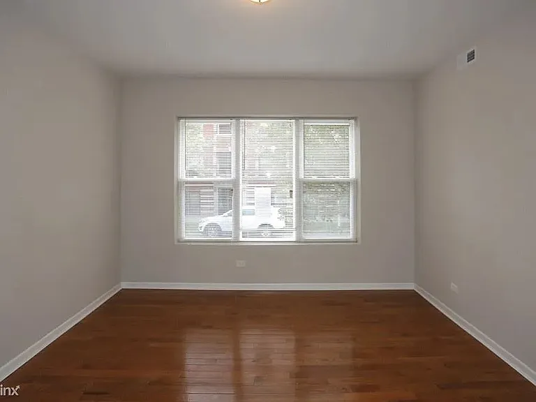 3916 W Altgeld St #1 — Photo 12