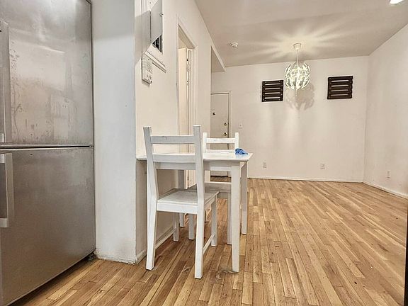 3rd image of 181 Norman Ave APT 1