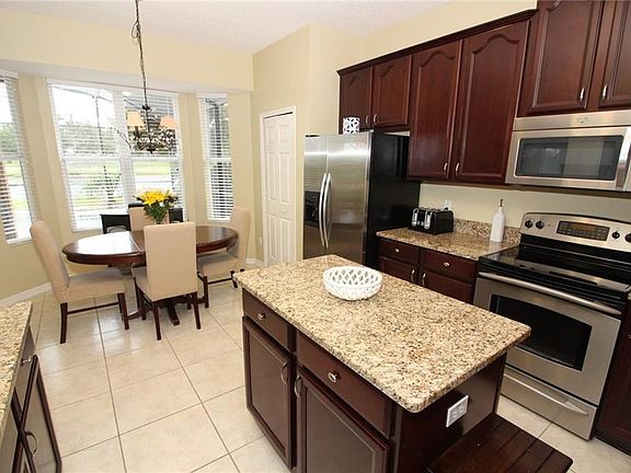 4th image of 9866 Marsh Pointe Dr