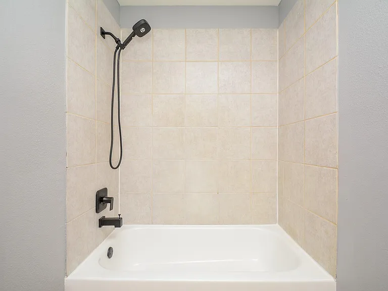 6418 Waldron Dr #B — Photo 15