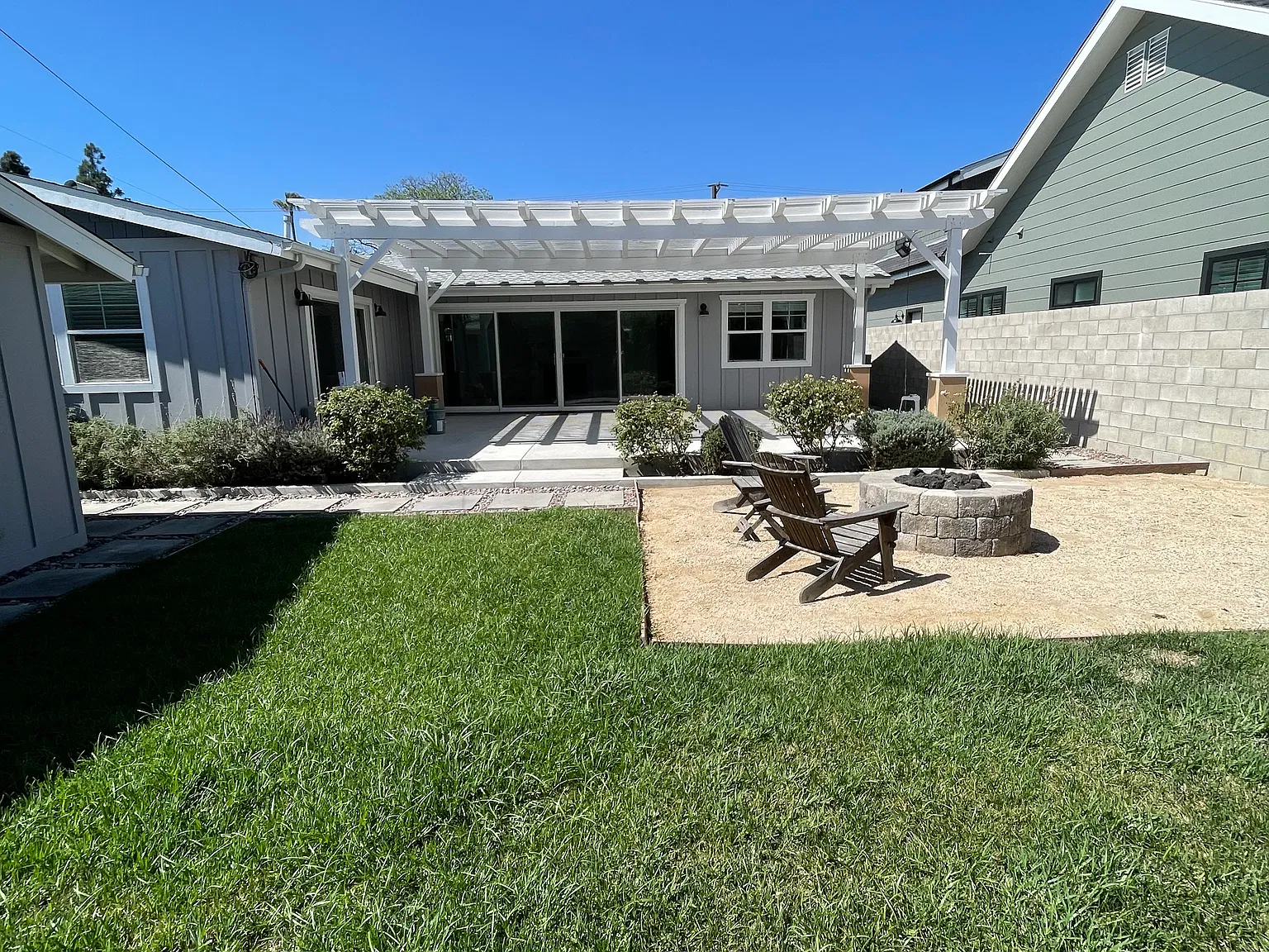 3 bed, 2600 sqft, $5,000 — Photo 3