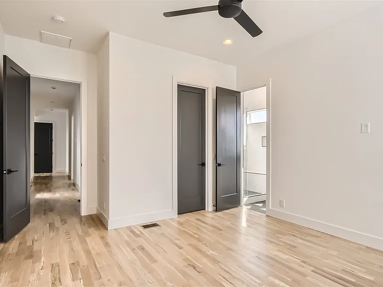 423 Serenity Ln — Photo 21