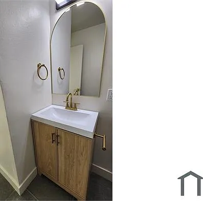 218 N Westlake Ave — Photo 4