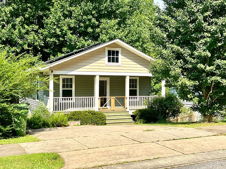 130 Warren Haynes Dr — Photo 1