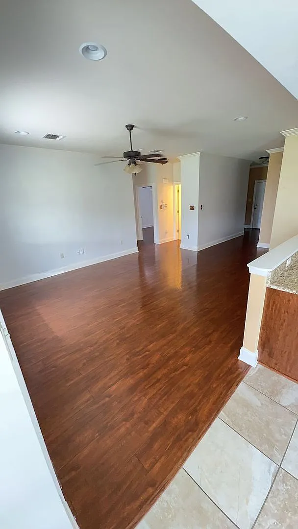 Stylish and Modern - 1431 Square Ft. Home in Houma — Photo 4