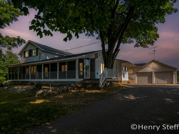 4435 104th St SW, Byron Center, MI 49315