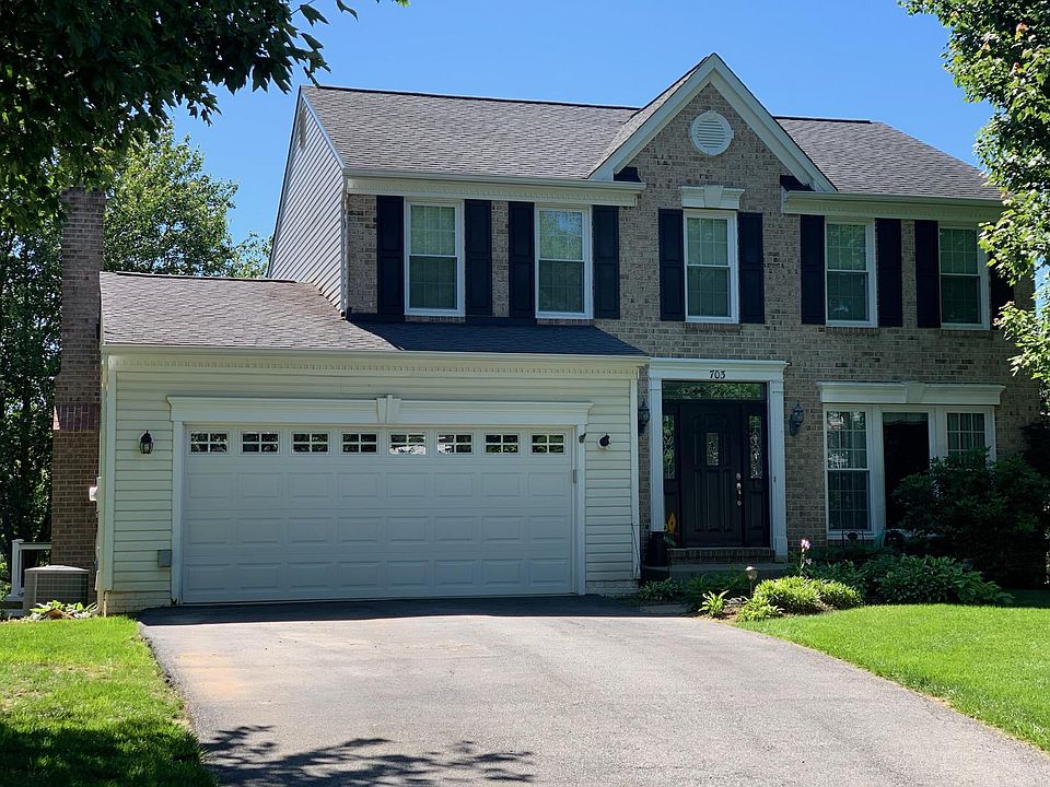 1st image of 703 Poplar Grove Dr
