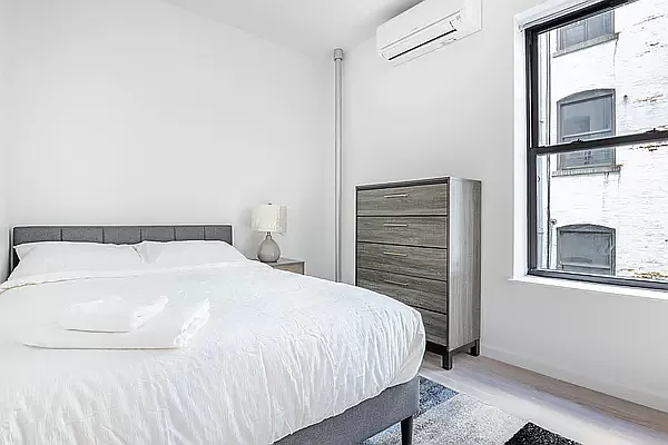 Rented by Level Group | media 12