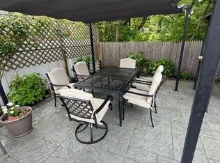 18 River St #B, Sayville, NY 11782