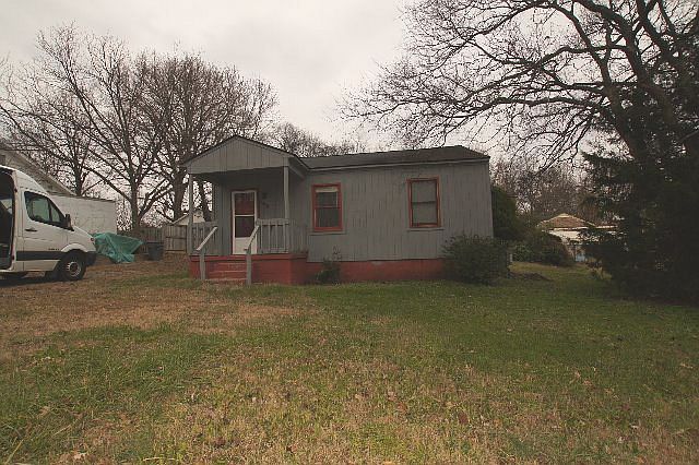 1st image of 505 Roach St