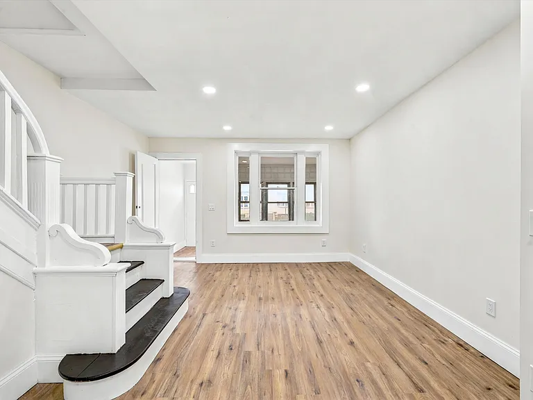 1712 S 55th St — Photo 5