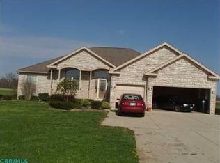 12798 Walker Rd, Ashville, OH 43103