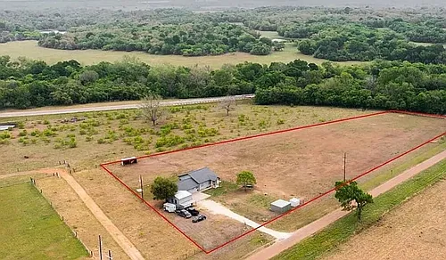 256 County Road 481 Photo 1 256 County Road 481 Photo 1