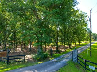 5565 Huckleberry Ln, Mc Clellanville, SC 29458