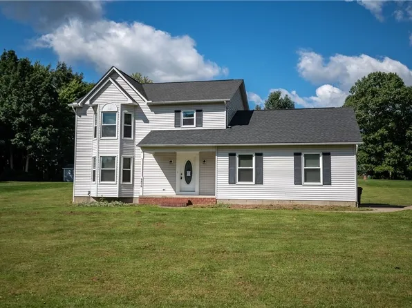 2572 Jerry Ln, Hermitage, PA 16148