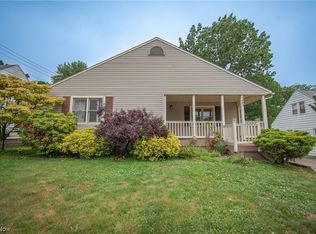 1463 Ries St, Barberton, OH 44203