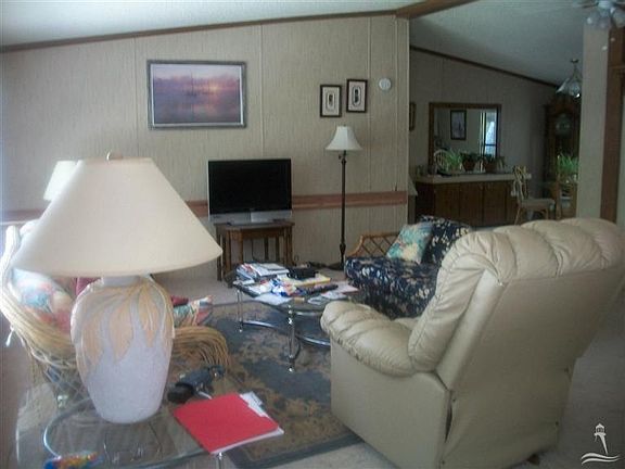 4th image of 659 Beachwood Dr SE