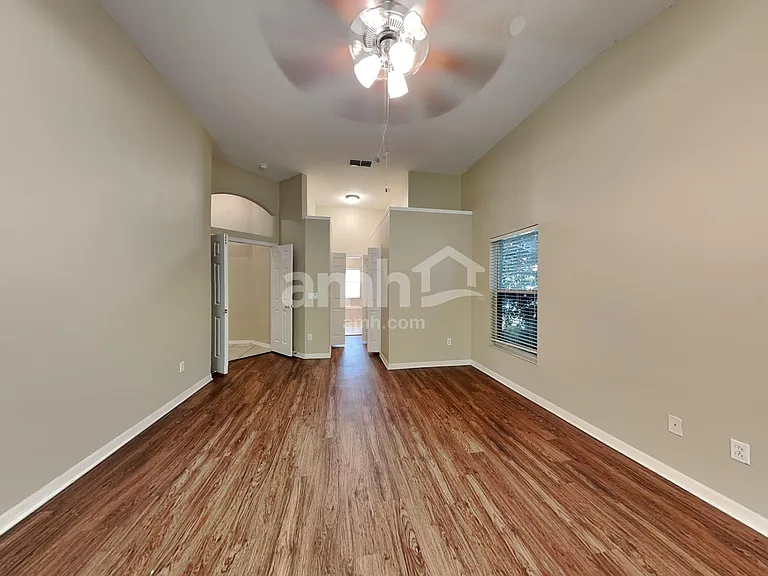 883 Moonluster Dr — Photo 12