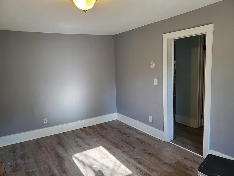 51 E Main St #1 — Photo 4
