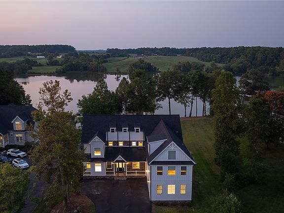 2nd image of 6618 Summerview Ct