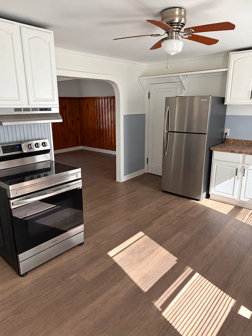 3 Bed/1 Bath in Downtown Warren — Photo 2