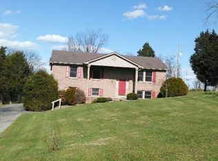 313 Timberline Ct, Berea, KY 40403