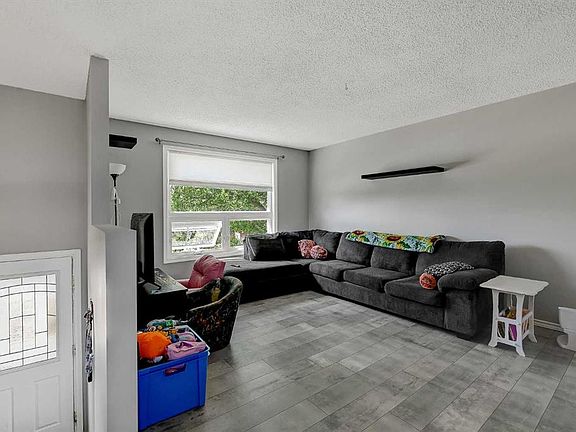 5th image of 9724 S 94th Ave