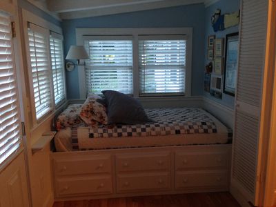 16 2nd Ave #2, Osterville, MA, 02655