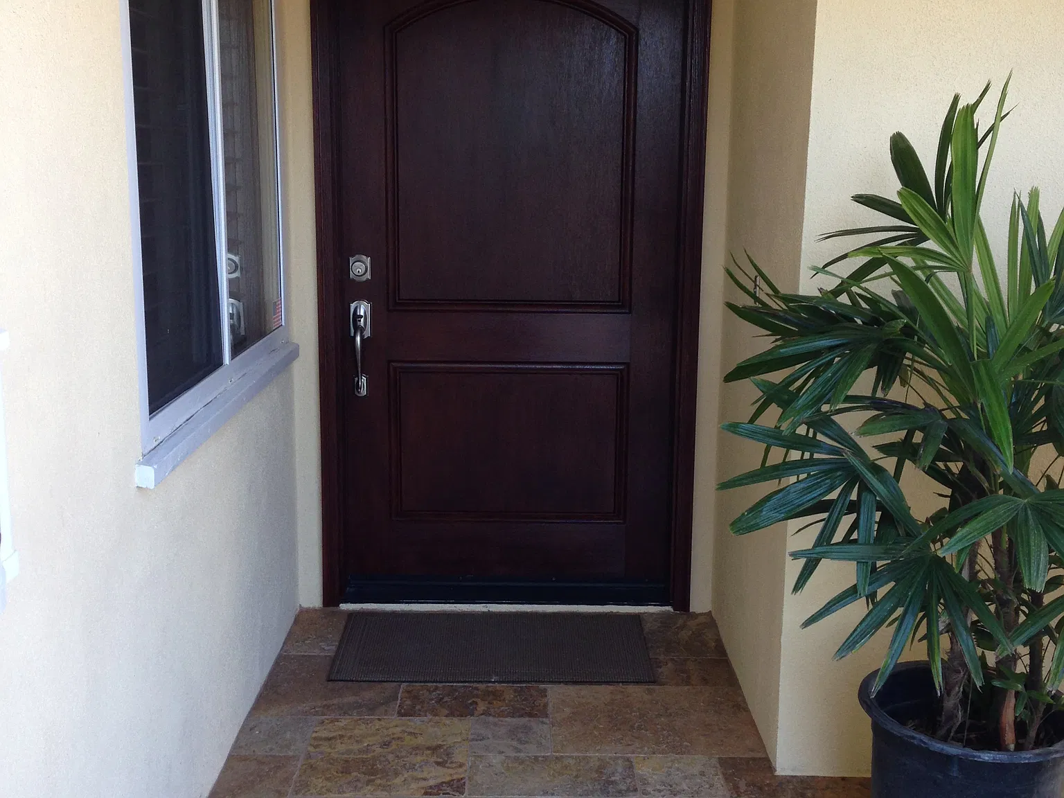 3 bed, 1321 sqft, $4,900 — Photo 3
