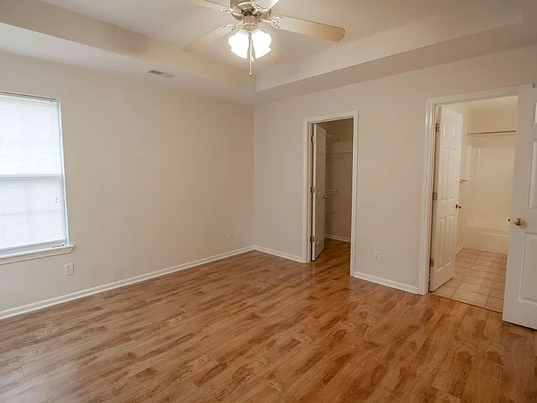 1920 Harmony St — Photo 16