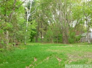 1457 Hazelwood St, Saint Paul, MN 55106