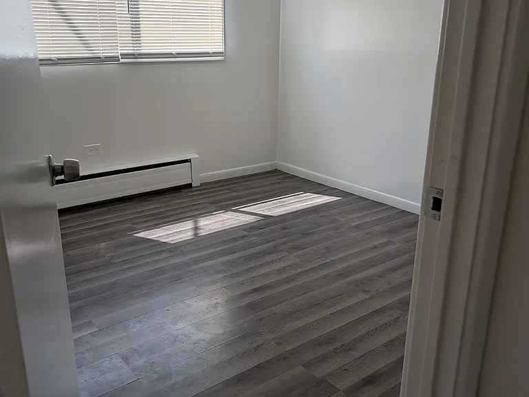 766 N Linden Ave #109 — Photo 22