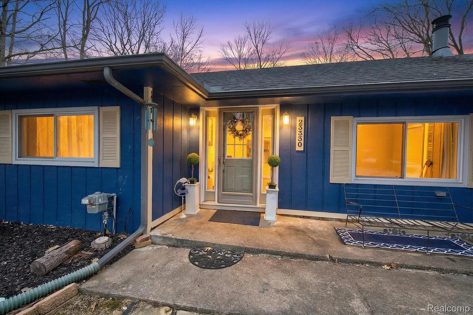 23330 Canfield Ave photo 1