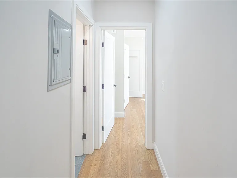 41 Fairbanks St #3 — Photo 8